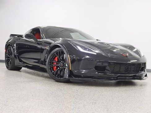 Used 2015 Chevrolet Corvette Z06 w/ 3LZ Preferred Equipment Group image 6