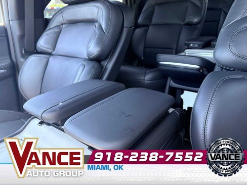 New 2026 Lincoln Navigator L Reserve AWD/4WD image 40