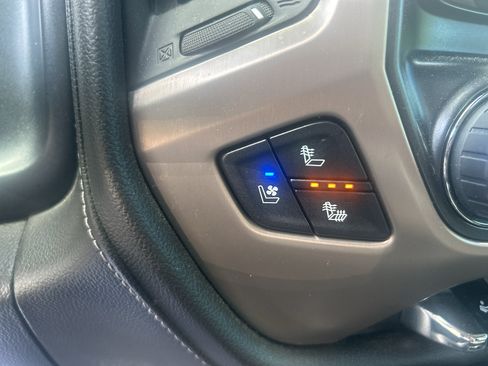 Used 2018 GMC Sierra 1500 Denali AWD/4WD image 28
