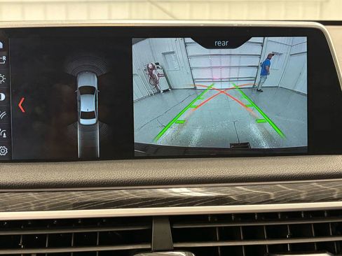 Used 2018 BMW 750i xDrive AWD/4WD image 44