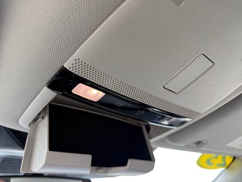 Certified 2025 Nissan Murano SV image 11