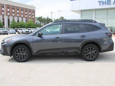 Used 2024 Subaru Outback Onyx Edition AWD/4WD image 8