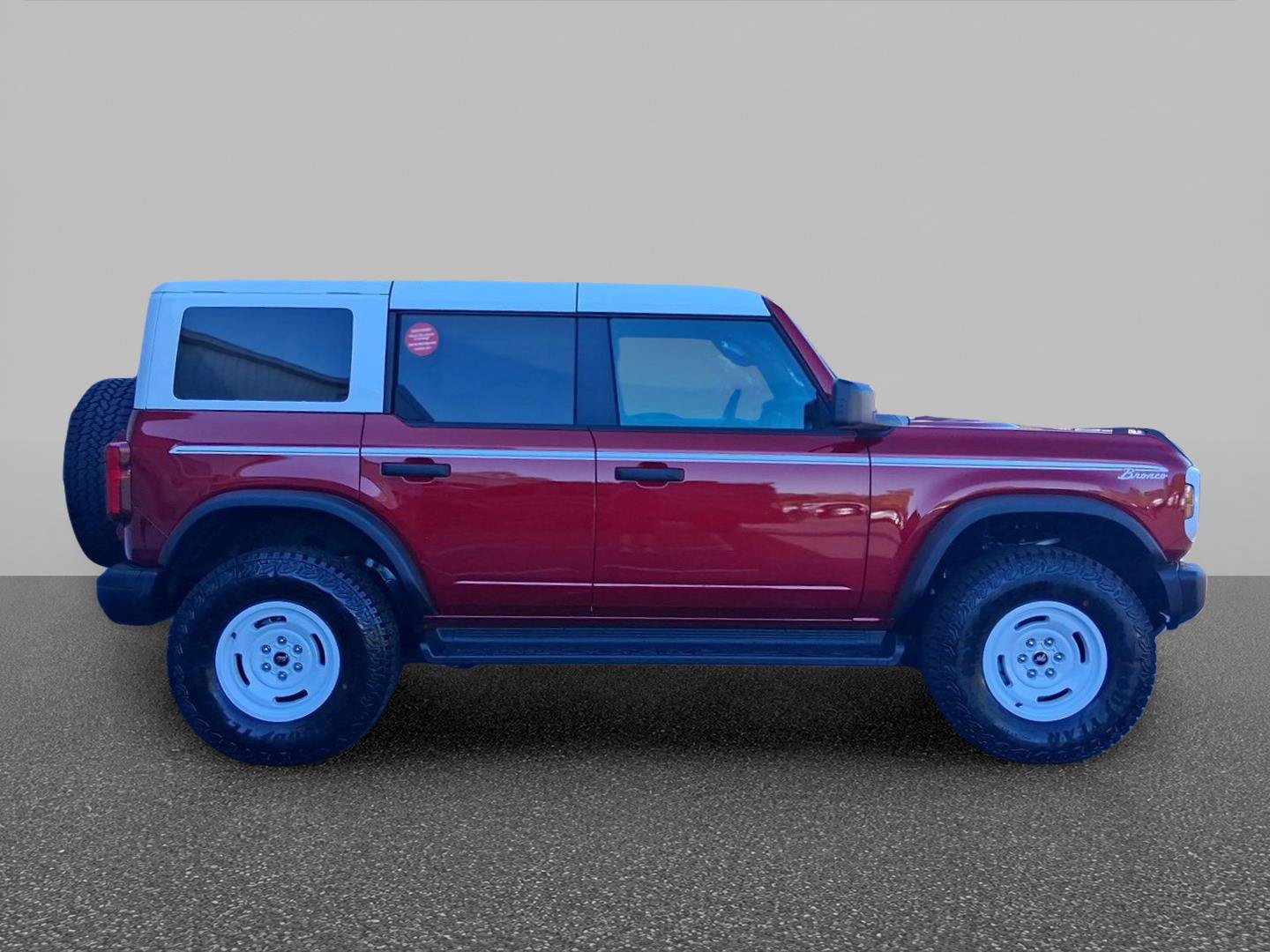 New 2026 Ford Bronco Heritage Edition AWD/4WD image 4