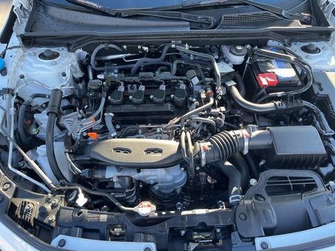 Used 2024 Honda Civic EX-L image 11
