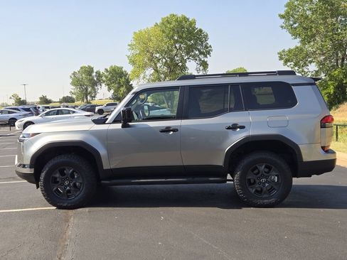 Certified 2025 Lexus GX 550 AWD/4WD image 4