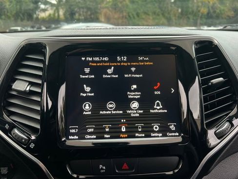 Used 2019 Jeep Cherokee Limited image 25