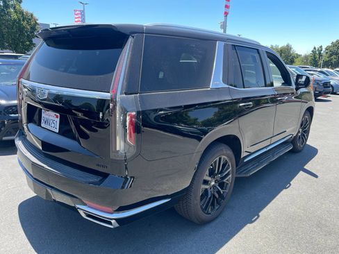 Used 2024 Cadillac Escalade Premium Luxury Platinum AWD/4WD image 2