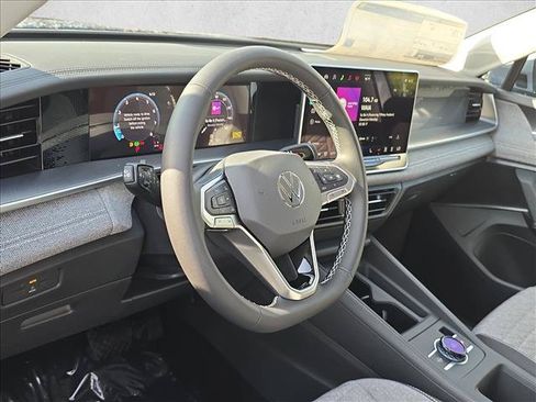 New 2026 Volkswagen Tiguan S FWD image 8