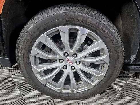 Used 2021 GMC Yukon Denali w/ Denali Ultimate Package image 7