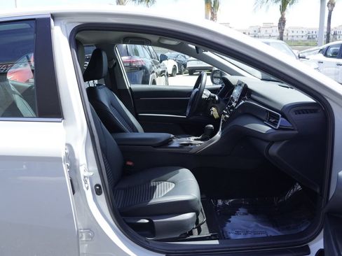 Used 2024 Toyota Camry SE FWD image 20