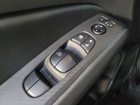 Used 2024 Nissan Altima 2.5 SV image 27