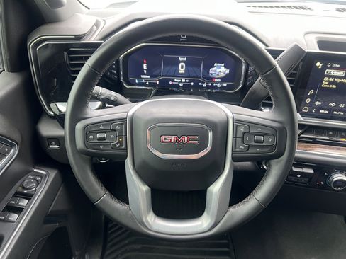 Used 2024 GMC Sierra 1500 SLE image 22