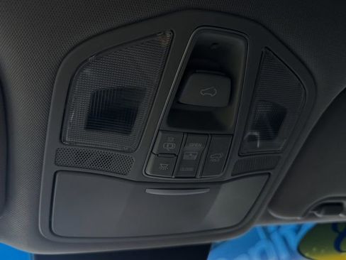 Used 2018 Hyundai Santa Fe FWD image 30