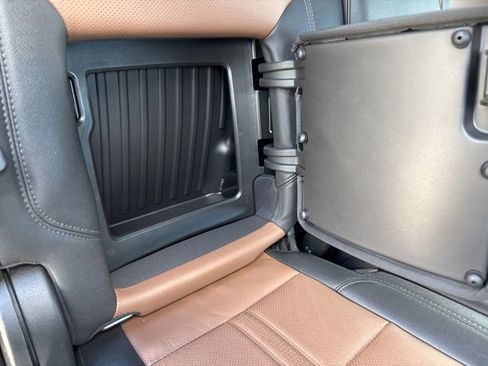 Used 2023 Chevrolet Silverado 1500 High Country w/ High Country Premium Package AWD/4WD image 43
