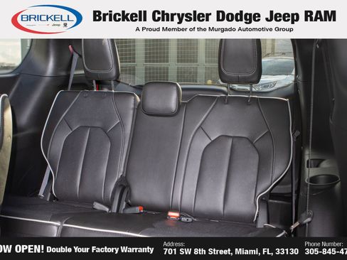 New 2026 Chrysler Pacifica Limited w/ S Appearance Package image 17