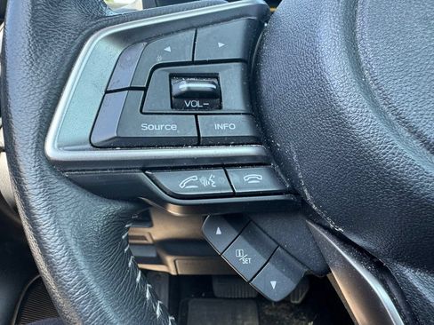 Used 2022 Subaru Forester Premium AWD/4WD image 9