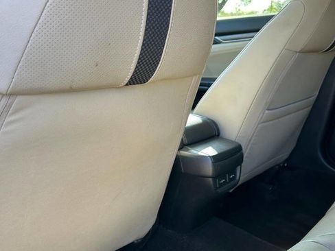 Used 2019 Honda Civic Touring image 37