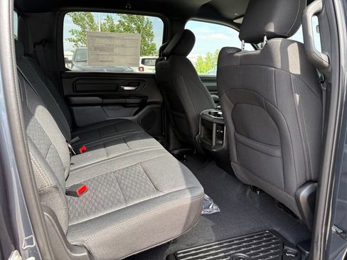 New 2026 RAM 1500 Express AWD/4WD image 13