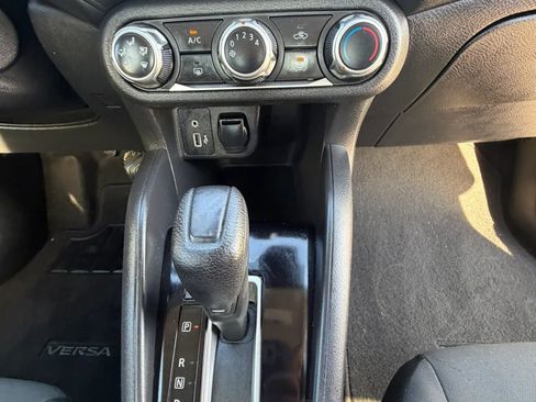 Used 2020 Nissan Versa S image 21