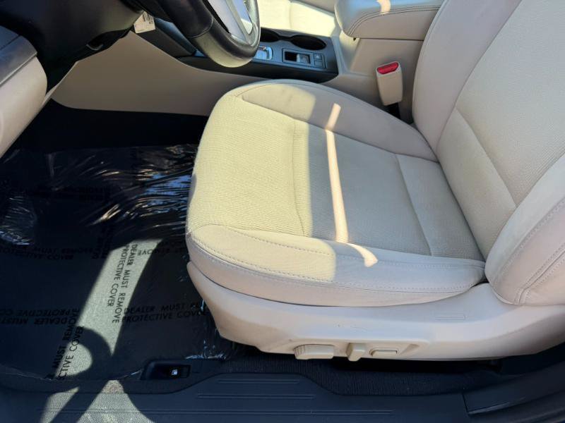 Used 2016 Subaru Legacy 2.5i Premium w/ Popular Package #3 AWD/4WD image 26