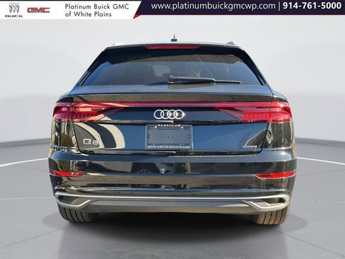 Used 2023 Audi Q8 Premium Plus image 5