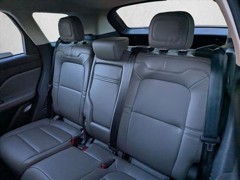 Used 2023 Lincoln Corsair FWD image 15