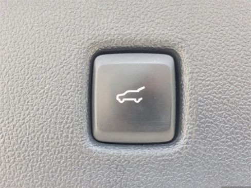 Used 2024 Ford Escape ST-Line image 13