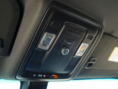 Used 2021 GMC Yukon SLT RWD image 34