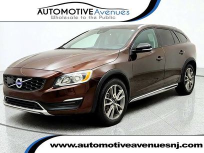 Used 2018 Volvo V60 T5 Cross Country w/ Convenience Package