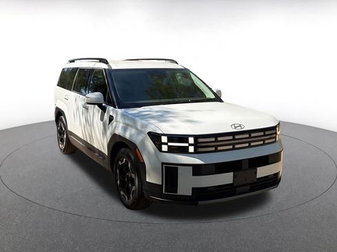 Used 2025 Hyundai Santa Fe SEL image 1