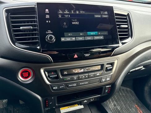 Used 2022 Honda Passport TrailSport image 18