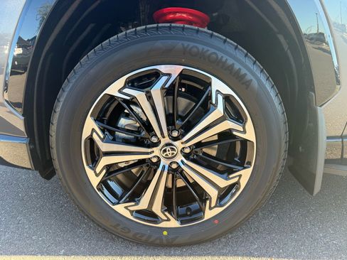 New 2025 Toyota RAV4 XSE image 10