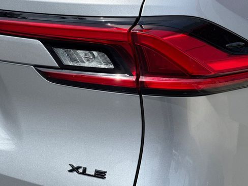 Certified 2024 Toyota Grand Highlander XLE image 37