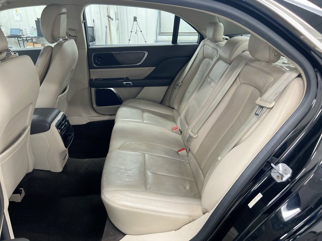 Used 2017 Lincoln Continental Select AWD/4WD image 23