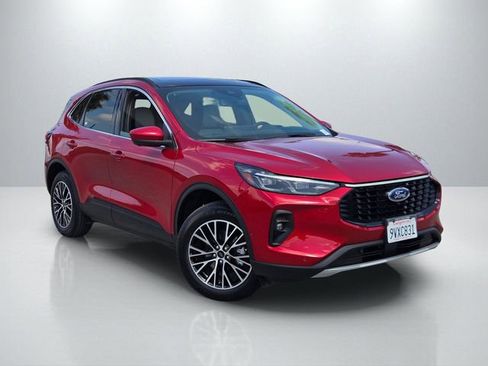 Used 2024 Ford Escape SE w/ PHEV Premium Package FWD image 1