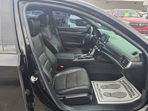 Used 2022 Honda Accord Sport image 15