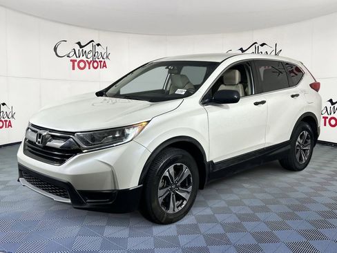 Used 2017 Honda CR-V LX image 2
