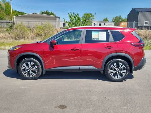 Used 2023 Nissan Rogue SV w/ SV Premium B Package FWD image 6