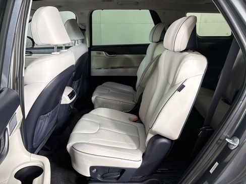 Used 2025 Hyundai Palisade Calligraphy image 37