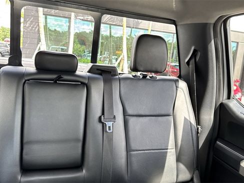 Used 2017 Ford F350 Lariat w/ Chrome Package image 20