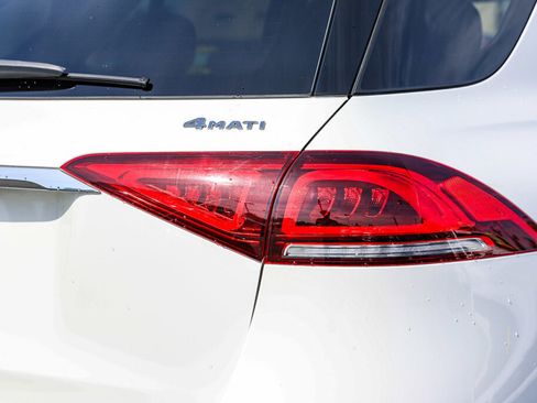 Used 2021 Mercedes-Benz GLE 350 4MATIC image 26