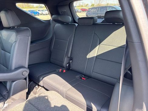 New 2026 Chevrolet Traverse LT w/ Midnight/Sport Edition FWD image 5