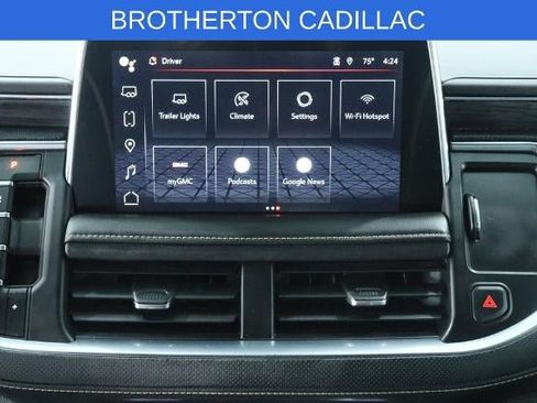 Used 2023 GMC Yukon XL SLT AWD/4WD image 22