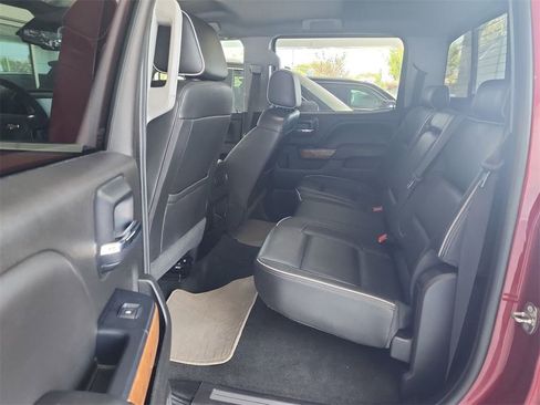 Used 2018 Chevrolet Silverado 2500 High Country w/ Duramax Plus Package image 24