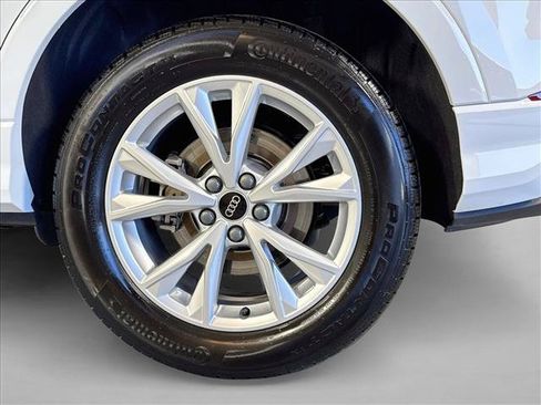 Used 2025 Audi Q3 2.0T Premium w/ Convenience Package AWD/4WD image 30