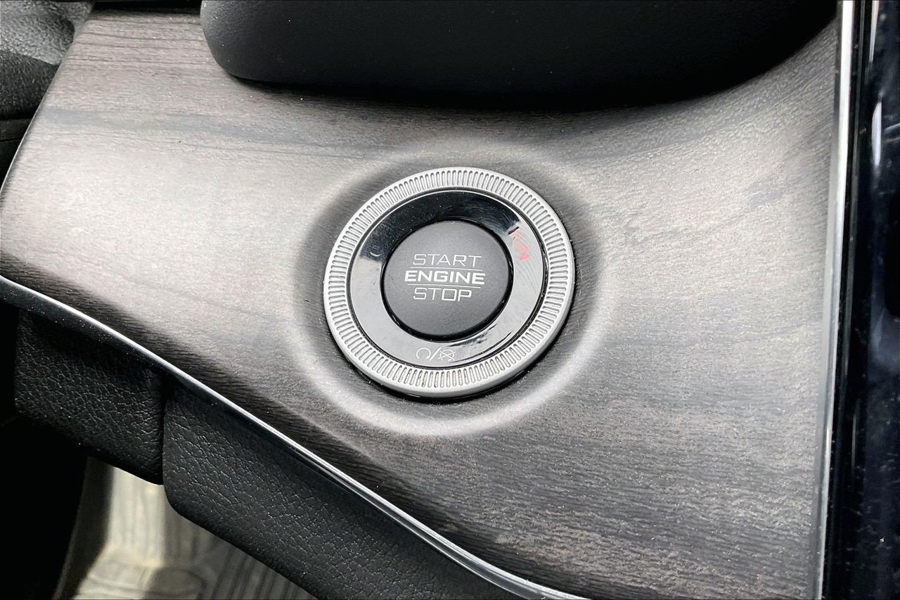 Certified 2023 Jeep Grand Cherokee L Overland AWD/4WD image 29