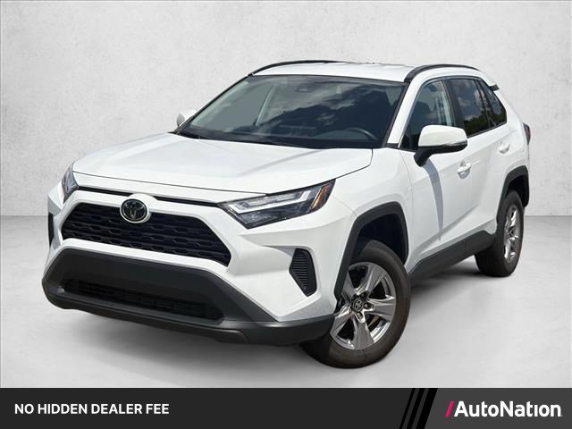 Certified 2025 Toyota RAV4 XLE AWD/4WD image 1