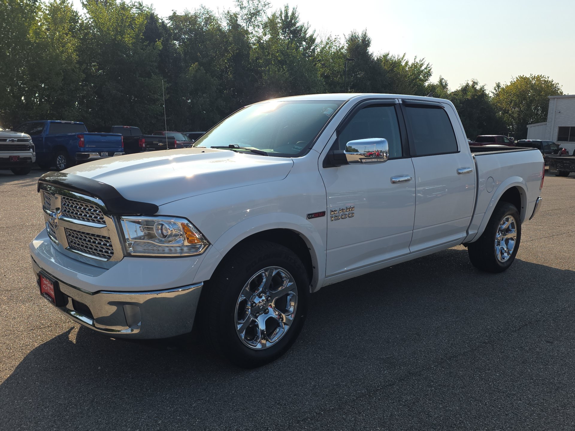 Used 2016 RAM 1500 Laramie w/ Convenience Group AWD/4WD image 4