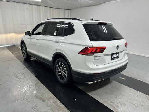 Used 2020 Volkswagen Tiguan SE w/ Panoramic Sunroof Package AWD/4WD image 7