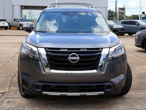 Used 2024 Nissan Pathfinder SL w/ SL Premium Package FWD image 26